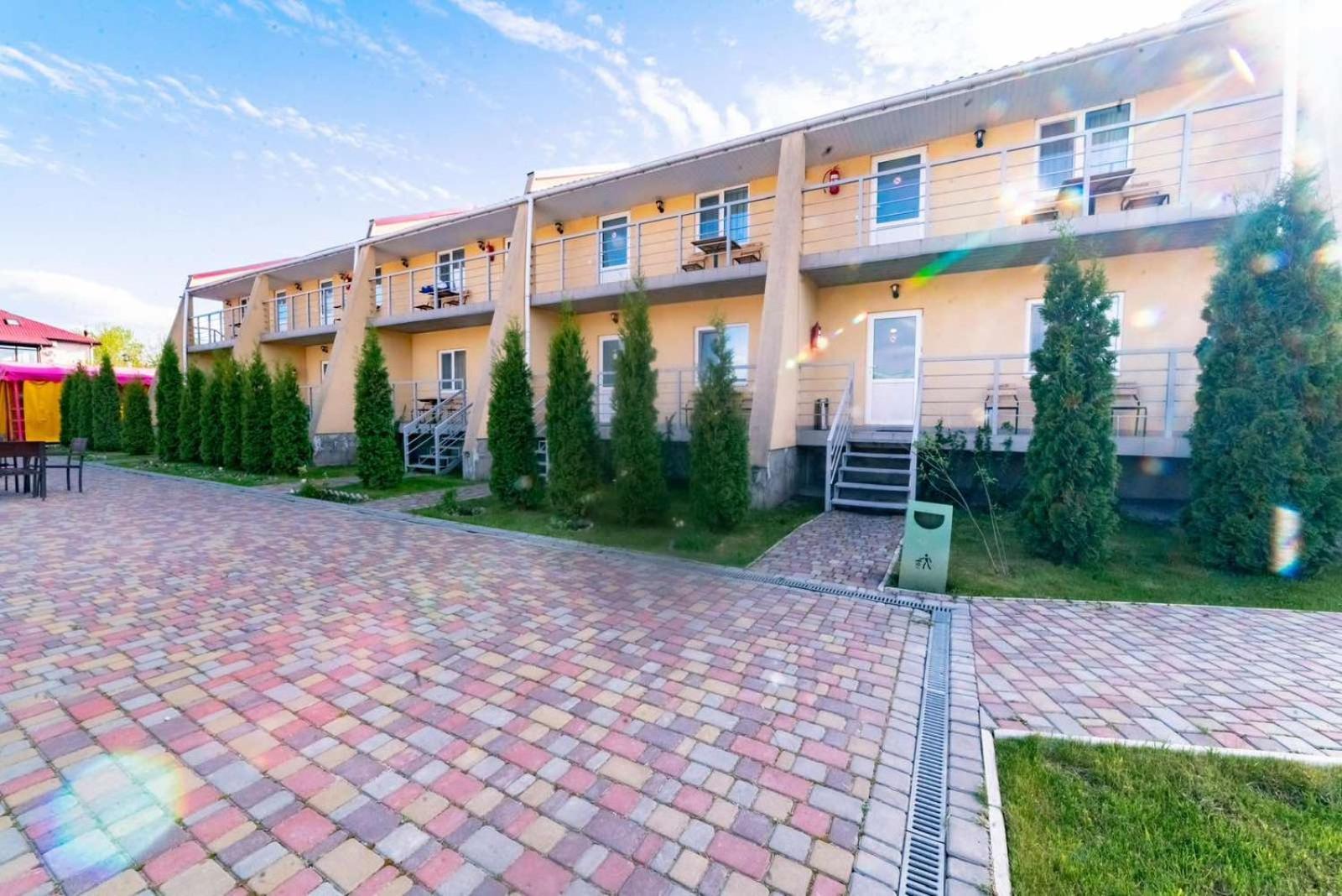 Райский Дворик Pogreby  Exteriör bild